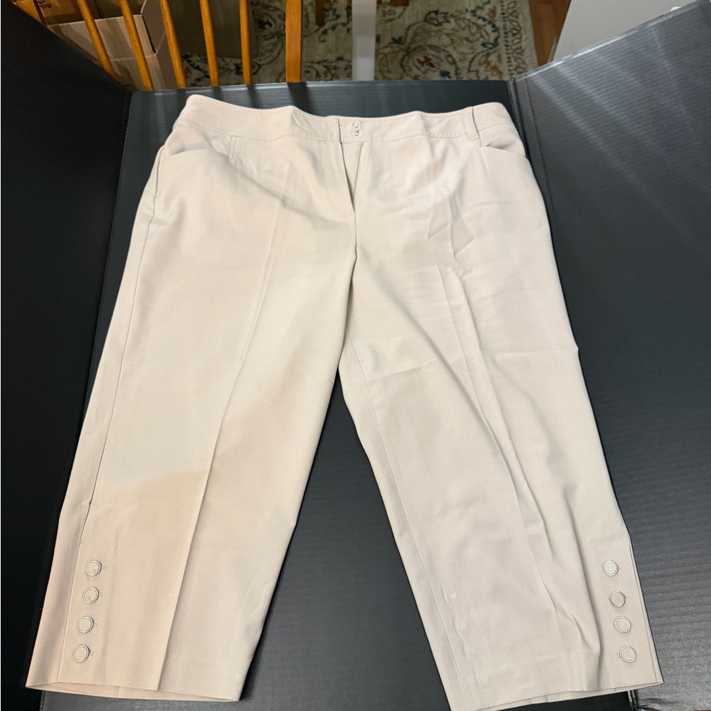 Dress Barn Cream Ankle Pants